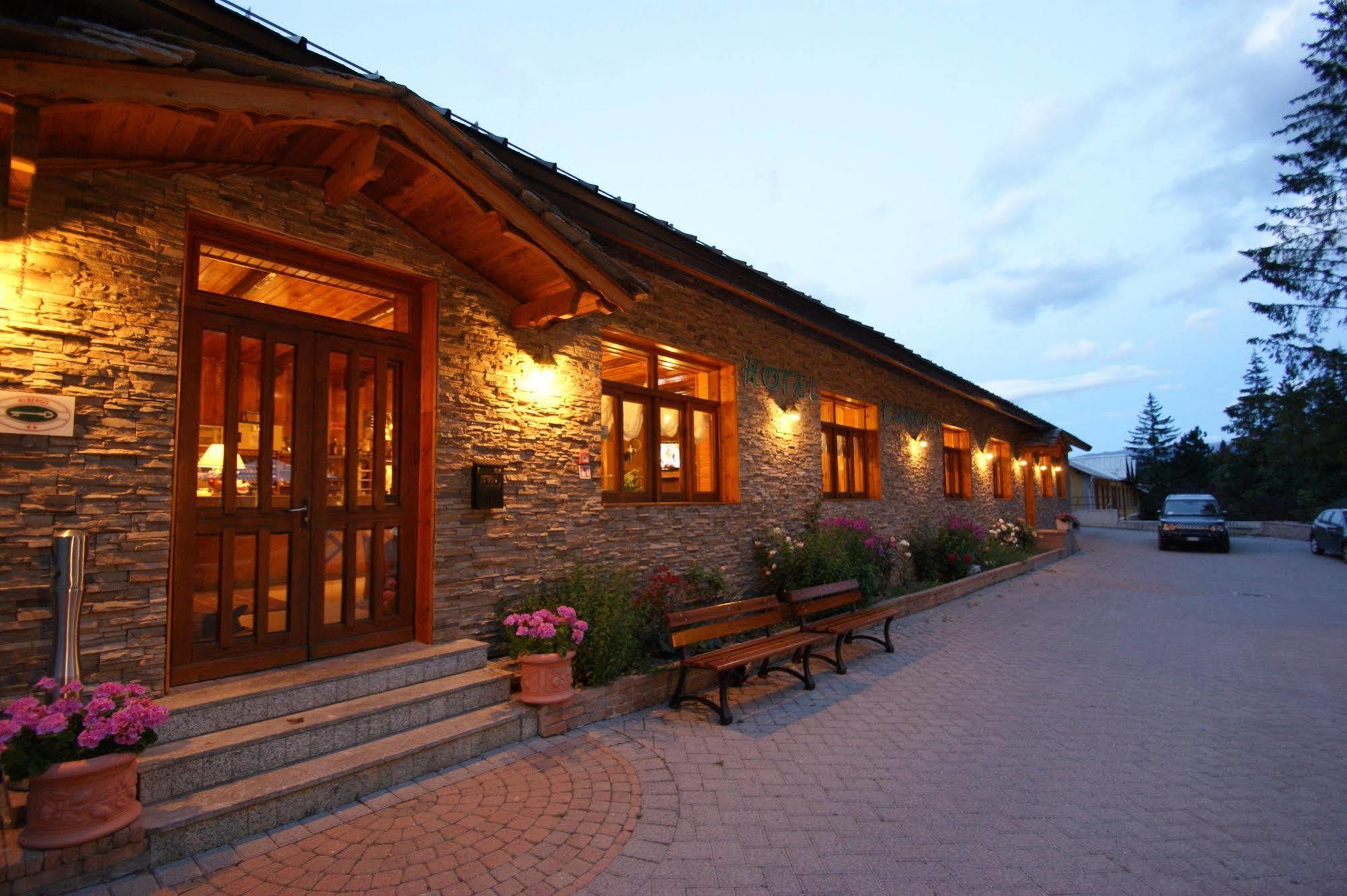 Hotel Europa Bardonecchia Kültér fotó